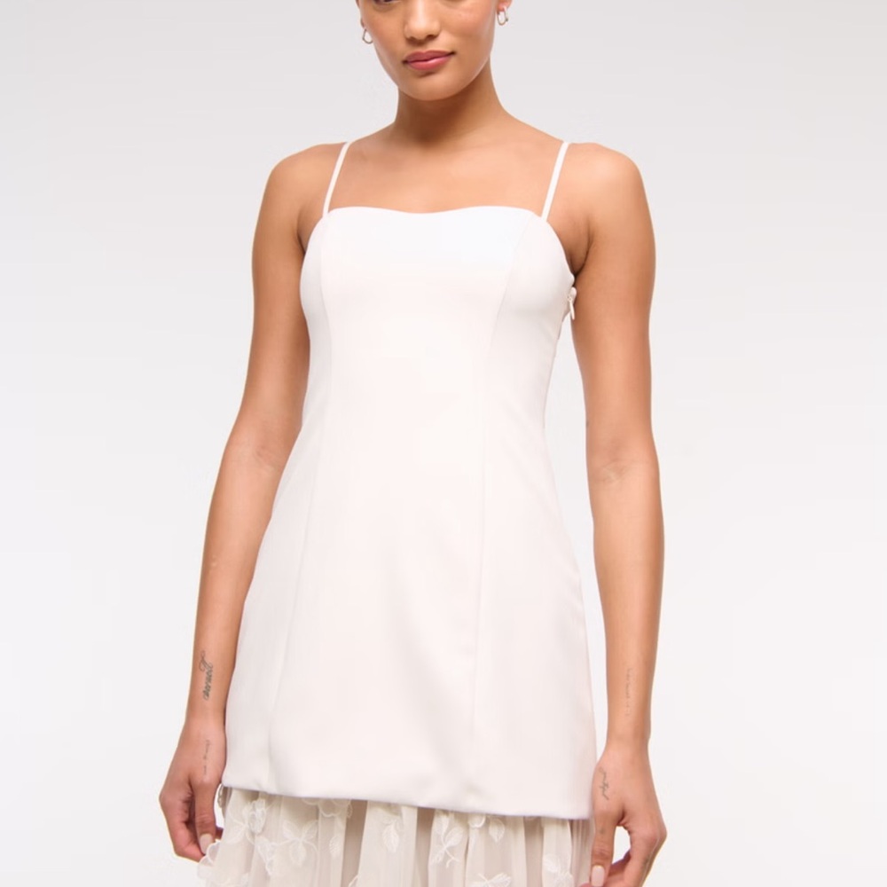 Abercrombie & Fitch Cream Floral Embroidered Maxi Dress - Picture 3 of 16